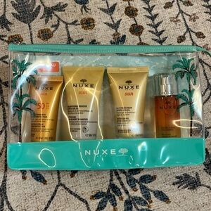 Nuxe sun gift/travel bag